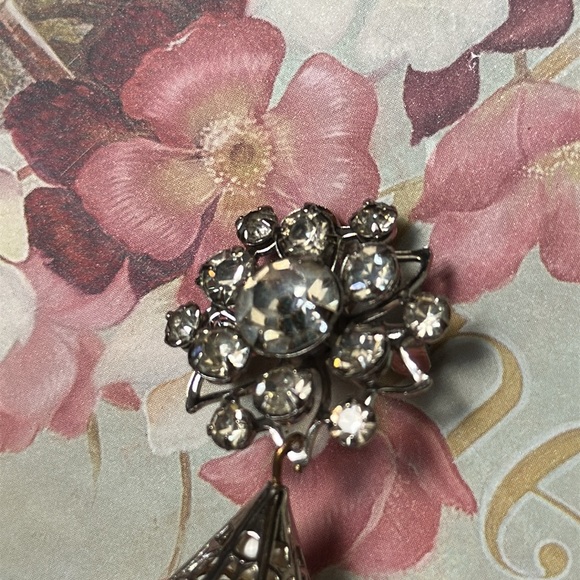 Baroque Faux Pearl Pendent (1 1/2”) hanging from a Rhinestone pin - 2 1/4” Total - Picture 3 of 7